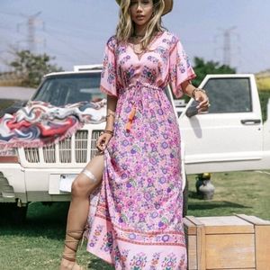 Women's bohemian floralaxi dress